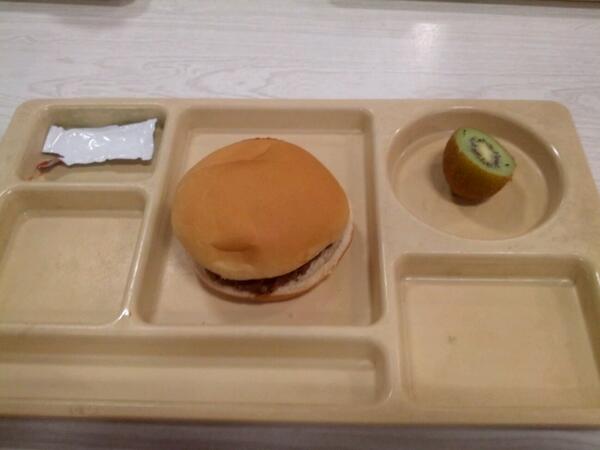Michelle Obama School lunch.jpg
