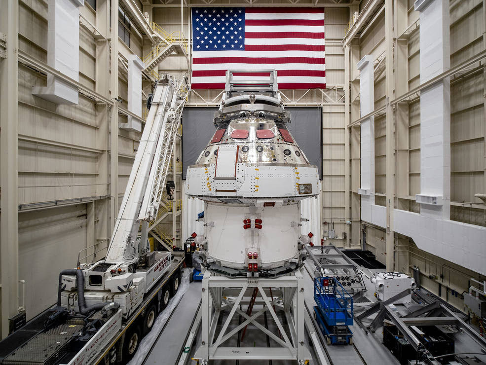 NASA’s Orion spacecraft for the Artemis I mission was lifted into a thermal cage on December 2, and readied for its move into the vacuum chamber at NASA’s Plum Brook Station in Ohio. Following testing, the spacecraft will be shipped to Kennedy Space Center in Florida for final assembly and integration with the Space Launch System rocket before launch<br />Credits: NASA